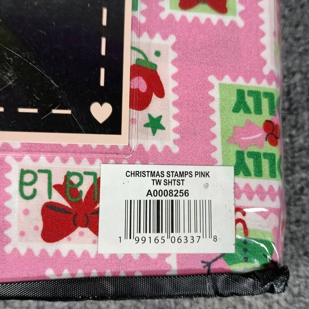 Betsey Johnson Sheet Set Twin Pink Holiday‎ Christmas